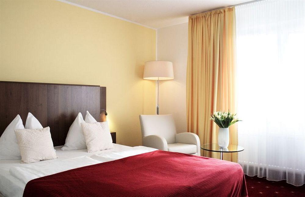 Harry'S Home Berlin-Moabit Hotel & Apartments Exteriör bild